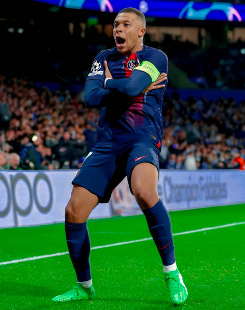 关于国际比赛日体能课后，勒沃库森扳平良机备战欧冠，管理层满意，轮换策略成焦点的信息-九游下载安装